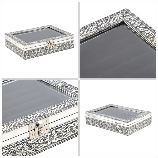Handgefertigte Aluminium-Ringbox mit floraler Gravur und schwarzem Kratzschutz-Innenfutter image number 7
