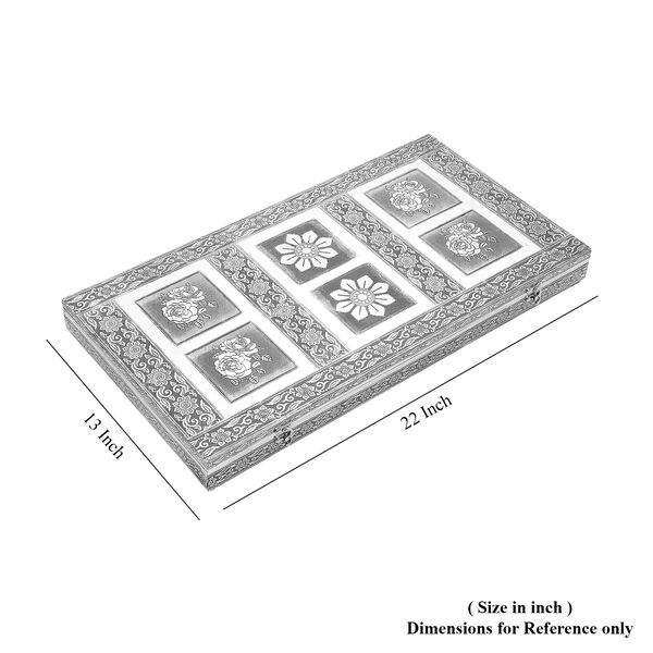 Schmuckaufbewahrungsbox im Vintage-Look, Blüten-Prägung image number 8