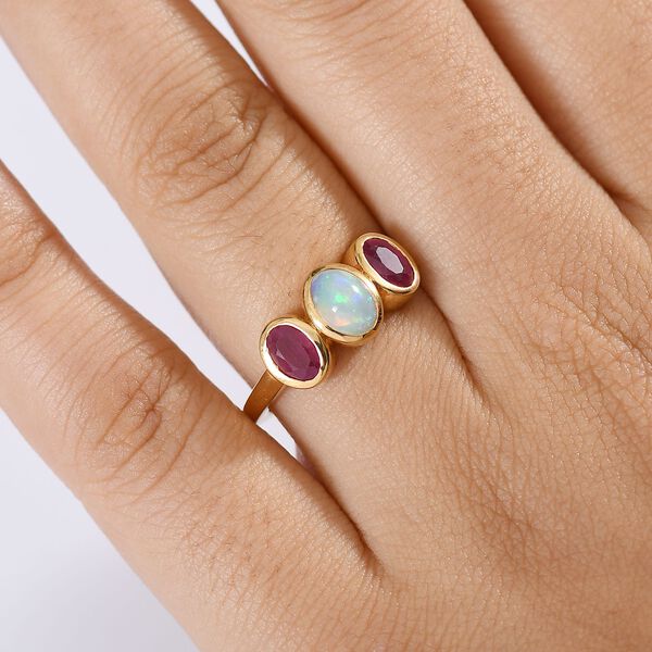 AA nat&uuml;rlicher, &auml;thiopischer Welo Opal und afrikanischer Rubin Ring - 1,89 ct. image number 3