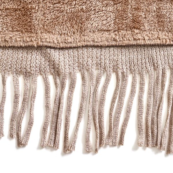 Winter- und Herbst-Poncho aus Kunstfell, Kamelfarben image number 4