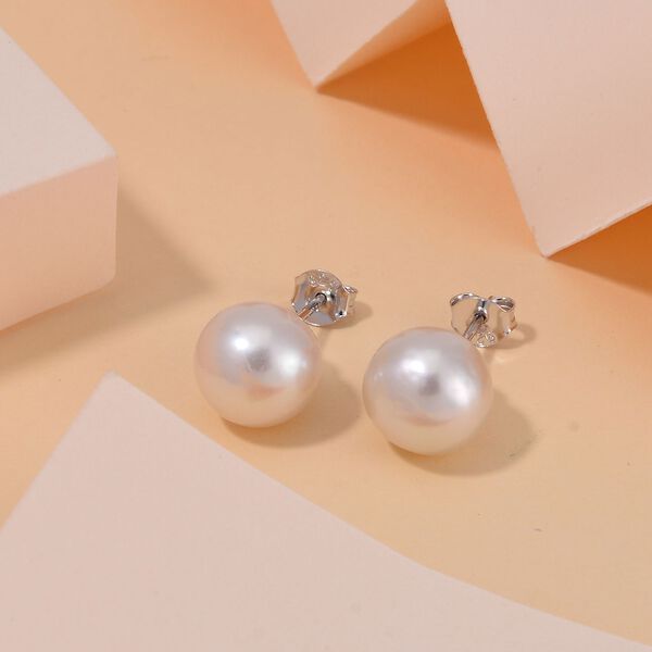 Wei&szlig;e Edison Perle Ohrringe image number 2