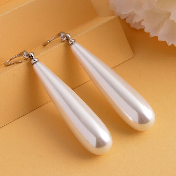 Wei&szlig;e Muschelkernperle Ohrringe 925 Silber rhodiniert image number 2