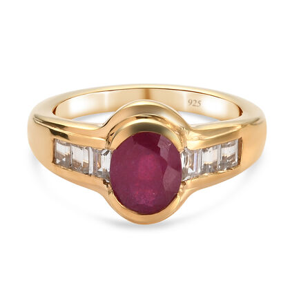 Afrikanischer Rubin (Fissure gef&uuml;llt) und Zirkon Ring 925 Silber vergoldet (Gr&ouml;&szlig;e 16.00) ca. 2,62 ct