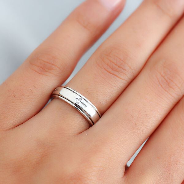 Kreuz Anti-Stress Spinning Ring image number 3