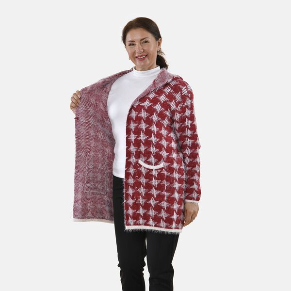 Kuschelweicher, geschmeidiger Cardigan mit zwei Taschen, 114x82 cm, rot image number 6