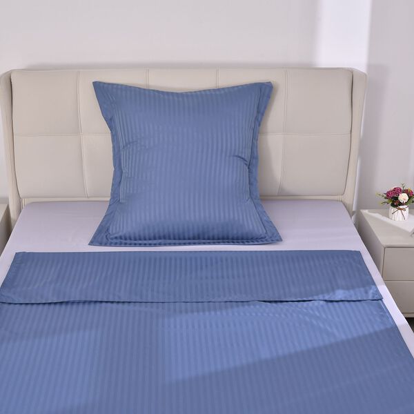 Bettw&auml;sche-Set aus 80% Baumwolle mit Satin-Streifen, 135x200 cm und 80x80 cm, Blau image number 5