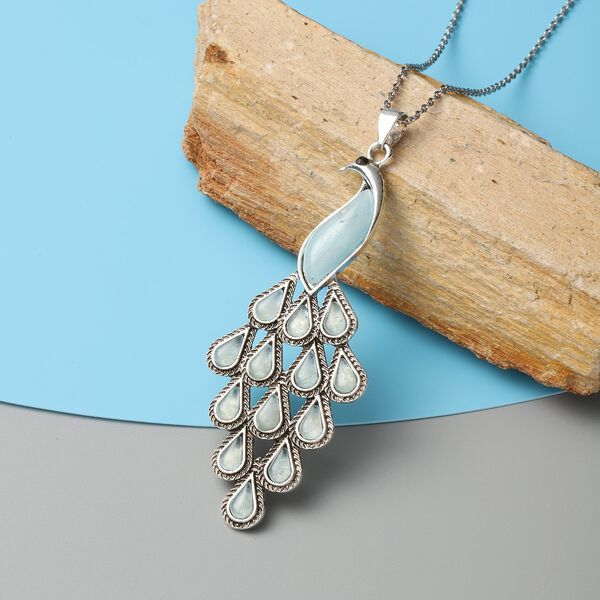 Blauer Quarzit und schwarzer Kristall-Anh&auml;nger mit 72cm Kette - 35 ct. image number 2