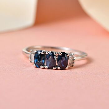 Ozean-gr&uuml;ner Saphir und Diamant-Ring - 1,07 ct.