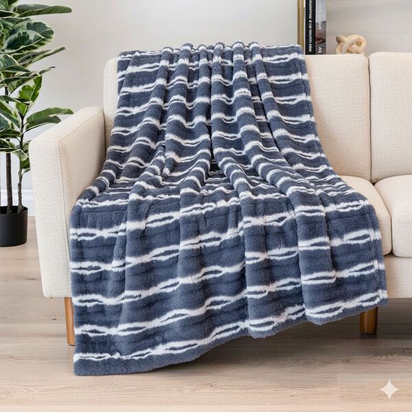 LIVMORE - Superweiche, doppellagige Kunstfelldecke mit Sherpa-Futter, 500 + 180 gsm, blau image number 0