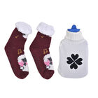 2er-Set Wärmflasche mit Strickbezug, 2000ml und 1 Paar rutschfeste Haussocken mit Sherpa Futter, Einheitsgröße 18x32 cm
