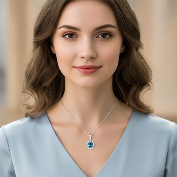 D'Joy AA blauer und wei&szlig;er Zirkon Anh&auml;nger mit 50cm Kette - 2,70 ct.