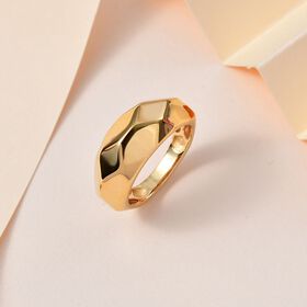 Ring mit Diamantschliff-Muster