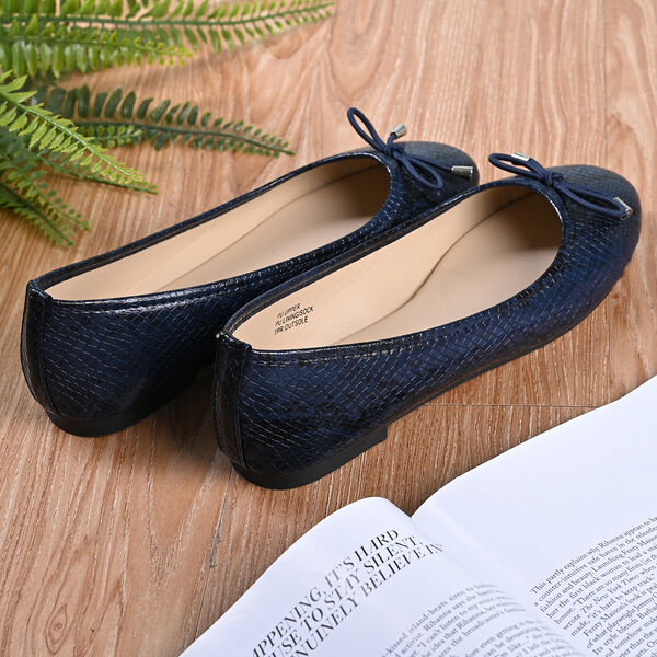 LA MAREY - Damen Ballerinas, Schlangenhautmuster, Gr&ouml;&szlig;e 40, Dunkelblau image number 4