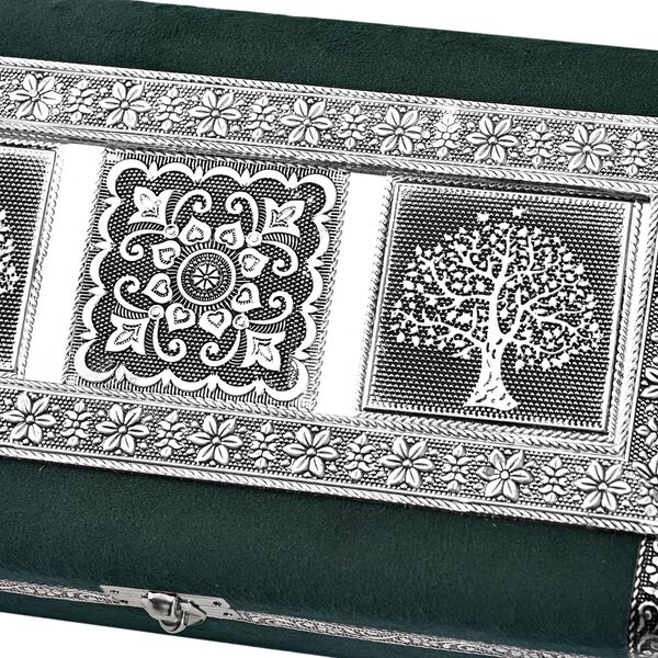 Handgefertigte, oxidierte Schmuckbox mit Lebensbaum-Prägung, 24,2x15x7 cm image number 5