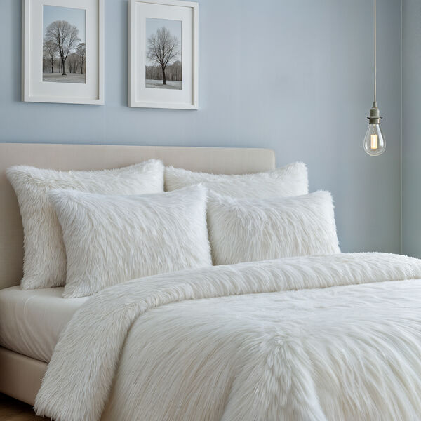 SERENITY NIGHT 3er-Set - &Uuml;berwurf und 2 Kissenbez&uuml;ge aus Kunstfell, wei&szlig; image number 2