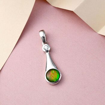 Kanadischer Ammolit und wei&szlig;er Zirkon-Anh&auml;nger - 1,33 ct.