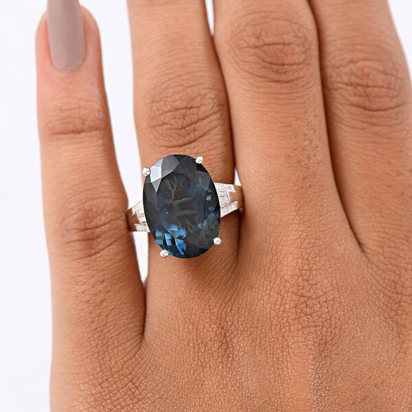 D'Joy London Blautopas und Moissanit Ring - 14 ct. image number 2