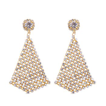 Dreieckige wei&szlig;e Kristall-Cluster Design Ohrringe