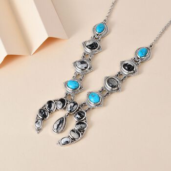 Wei&szlig;e B&uuml;ffel und Southhill T&uuml;rkis-Halskette, 45 cm - 16,37 ct.