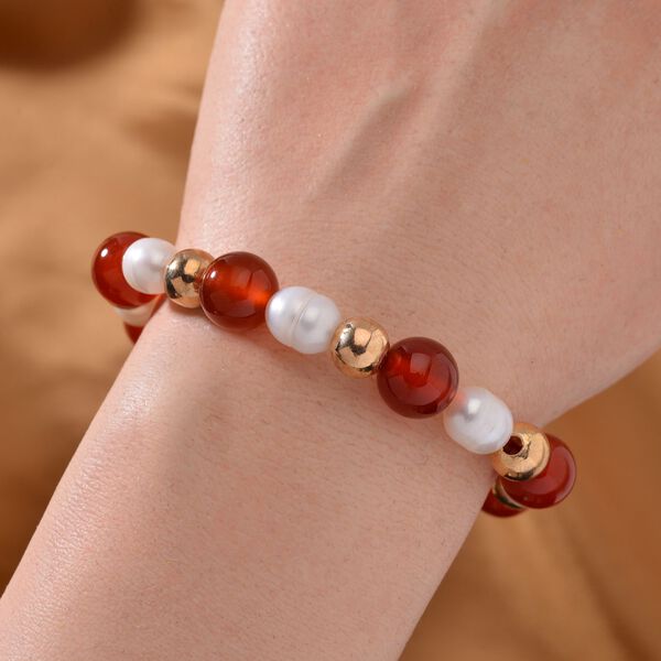 Flexibles rotes Achat und weißes Süßwasserperlen-Armband - 90 ct. image number 2
