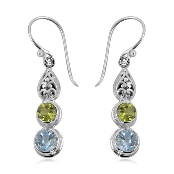 Royal Bali Kollektion - himmelblaue Topas und Peridot-Ohrh&auml;nger - 3,81 ct.