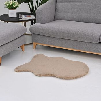 LIVMORE 2200gsm Kunstfell-Teppich mit Schaumstoffbasis, Fischform, 60x90cm, Cremebeige