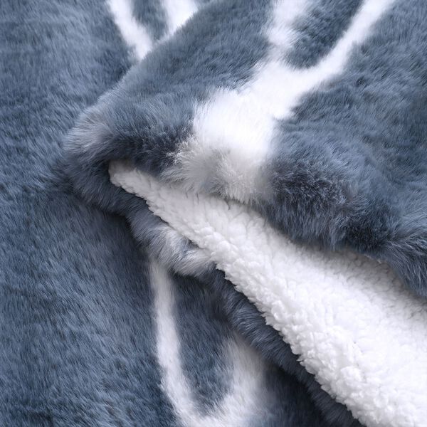 LIVMORE superweiche, doppellagige Kunstfelldecke mit Sherpa-Futter, 500+180 gsm, Blau image number 6