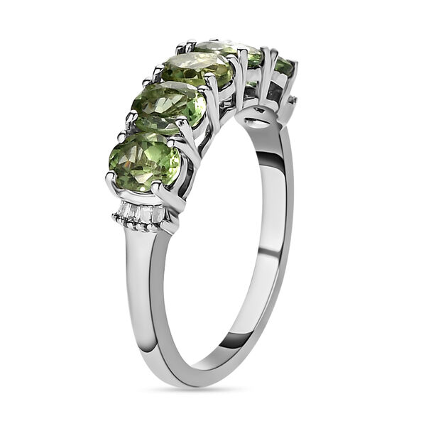 Natürlicher, grüner Apatit und Diamant-Ring - 2 ct. image number 5