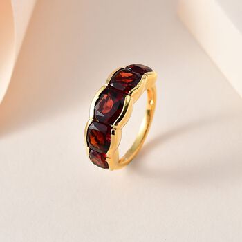 Roter Granat-Ring - 5,77 ct.