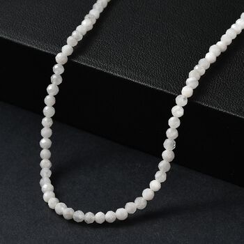 Wei&szlig;e Mondstein 50cm Halskette - 28 ct.