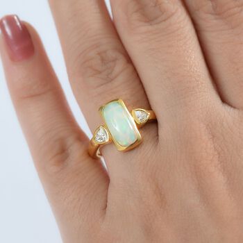 AA Nat&uuml;rlicher, &auml;thiopischer Welo Opal und Moissanit Ring - 1,76 ct.