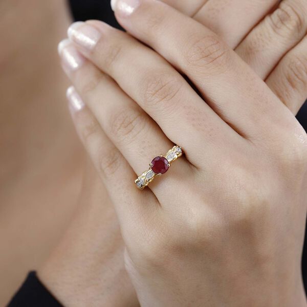 Afrikanischer Rubin  und Zirkon-Ring - 1,37 ct. image number 3