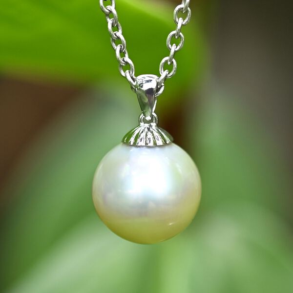 AAA Weiße Südsee Perle (13-15 mm) Anhänger, 750 Gold 17.55 ct image number 1