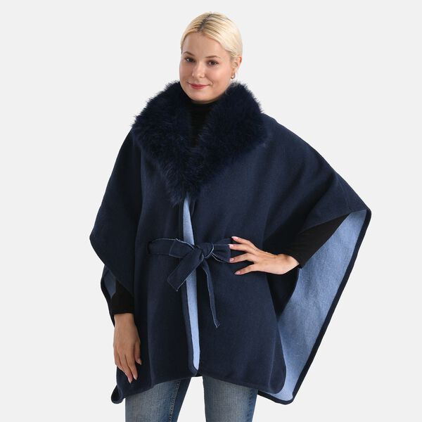 LA MAREY - Poncho mit Kunstfellkragen und Gürtel, One Size, Blau image number 4