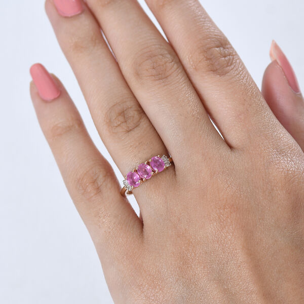 D'Joy Ilakaka Rosa Saphir (Fissure gef&uuml;llt), Wei&szlig;er Diamant Ring 925 Silber 750 Ros&eacute;gold vermeil (Gr&ouml;&szlig;e 17.00) ca. 1,67 ct image number 2