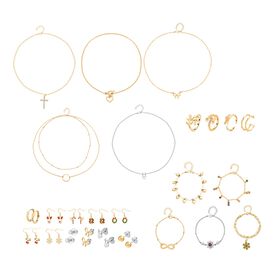 Adventskalender - 25 Schmuckstücke Halskette (5 tlg.), Armband (5 tlg.), Felxibler Ring (4 tlg.), Ohrringe (11 tlg.)