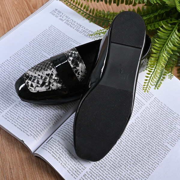 LA MAREY - Damen Mokassins, Schlangenhautmuster, Gr&ouml;&szlig;e 39, Schwarz image number 5