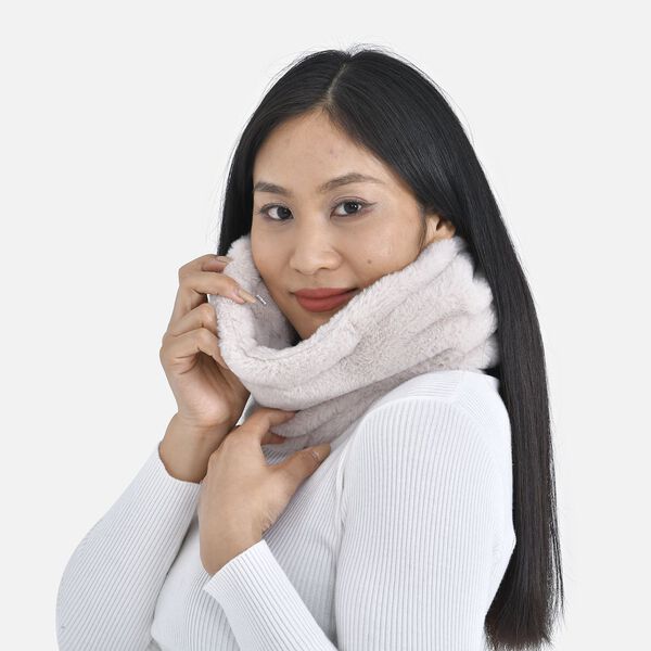 Innovativer 2 in 1 Infinity Schal und M&uuml;tze, 35x28cm, Wei&szlig; image number 6