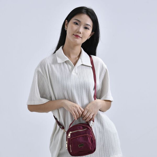 Kompakte Umh&auml;ngetasche mit RFID-Schutz, 4 Au&szlig;enf&auml;chern, verstellbarem Gurt, 16x5x19 cm, Burgunderrot image number 9