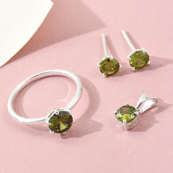 3er-Set LUSTRO STELLA Peridot Zirkonia Ring, Ohrstecker und Anh&auml;nger 925 Silber image number 2