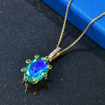 D'Joy Pfau Triplett Quarz, Chromdiopsid und Zirkon Anh&auml;nger mit 50cm Kette - 6,56 ct.