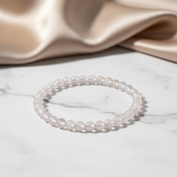 Flexibles AAA Regenbogen Mondstein Armband - 50 ct. image number 2