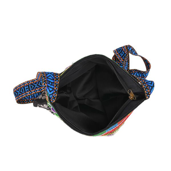 Crossbody-Tasche mit floraler Stickerei, ethnischem Boho-Muster, 23&times;24 cm, Schwarz mit Lila-Motiven image number 5