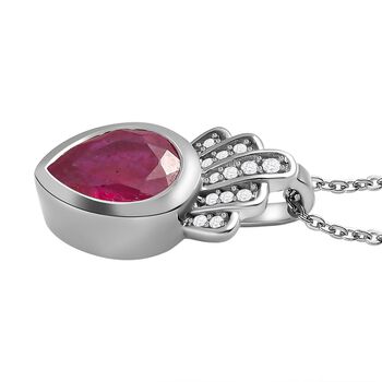 Afrikanischer Rubin (Fissure gef&uuml;llt), wei&szlig;er Zirkon Anh&auml;nger mit Kette, 925 Silber platiniert ca. 2.53 ct