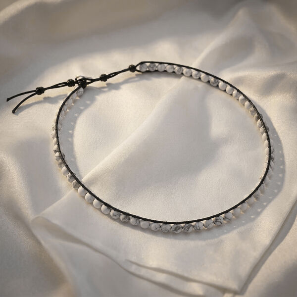 Flexible wei&szlig;e Howlith Halskette - 80 ct. image number 2