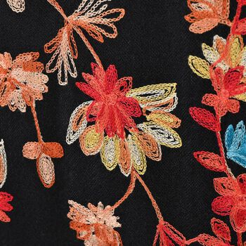 Bestickter Schal mit Fransen, Schwarz