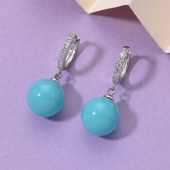 Sleeping Beauty t&uuml;rkisfarbene Muschelkernperle und Zirkonia Ohrringe