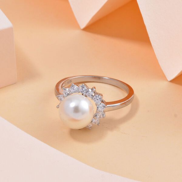 Wei&szlig;e Muschelkernperle und Zirkonia Ring - 0,40 ct. image number 2