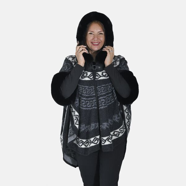 Halbmondförmiger Kapuzenponcho mit Druckknopfverschluss aus Kunstpelz, One Size, 80x109.22cm, Schwarz image number 5