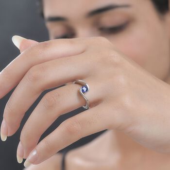 Tansanit Solit&auml;r Bypass Ring - 0,64 ct.